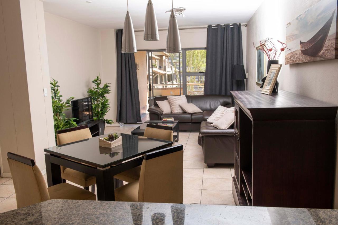 Grayston Exec Apartments Йоганнесбурґ Екстер'єр фото