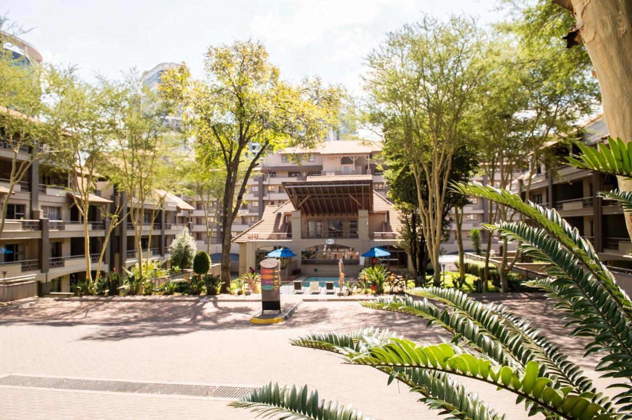 Grayston Exec Apartments Йоганнесбурґ Екстер'єр фото